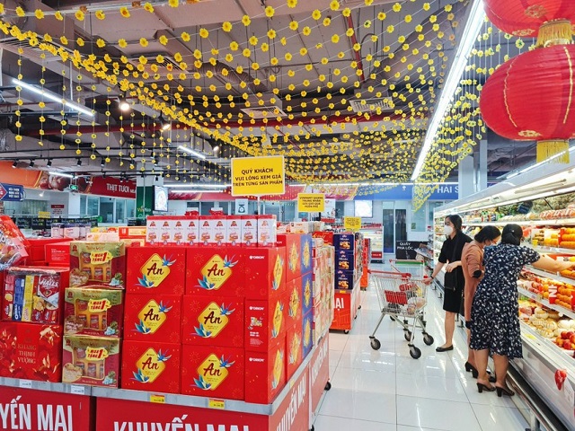 The Art of Display During Tet Season: Boosting Sales with AI-Powered Insights 🎇🎉 
