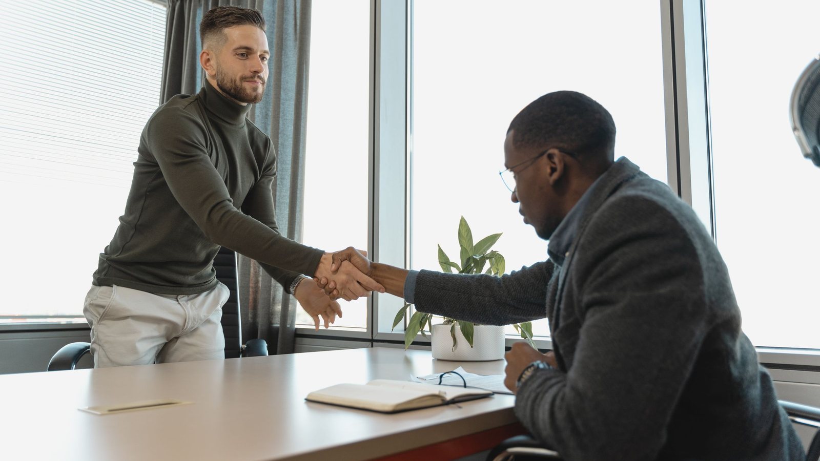 Stop Believing AI Office Automates Hiring: A Practical View