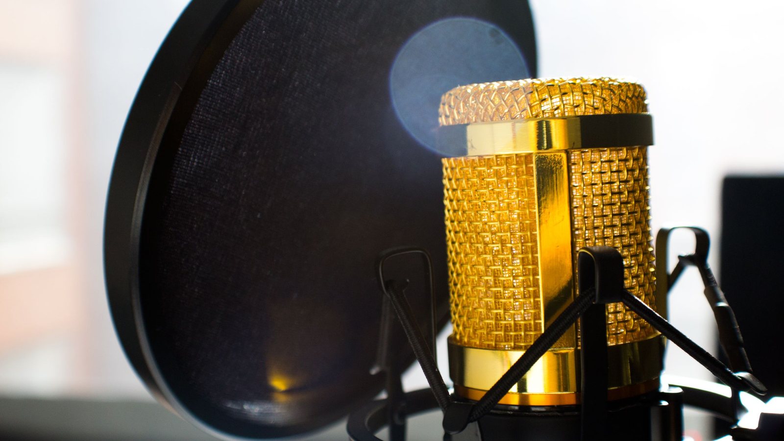 Voice Cloning With Consent: Rules, Risks and Good Practice