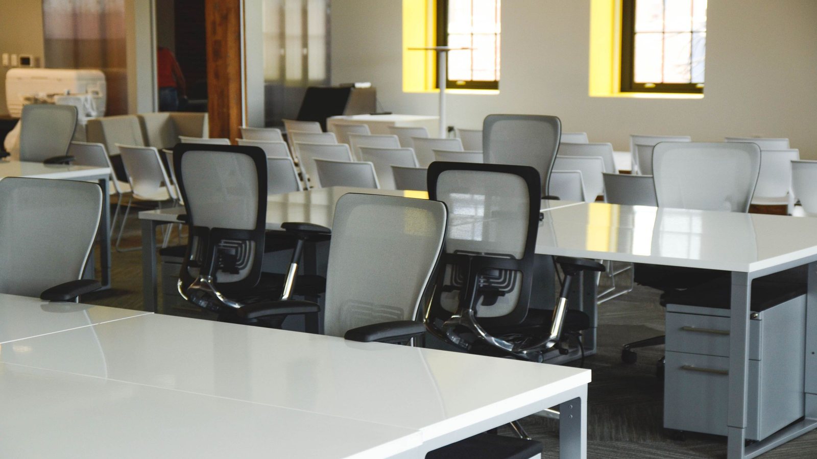 Deploying AI Assistant Hanna to 500 Staff: Practical Lessons